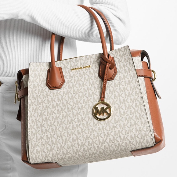 MICHAEL KORS
Mercer Medium Logo and Leather Belted Satchel
Vanilla 
NWT - Picture 1 of 16